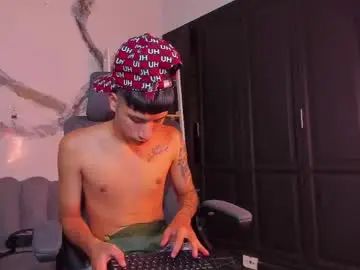View the uncut movie called Gay sex chat with milosex_