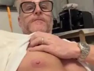 Play this complete movie titled Gay sex chat with axl-hot