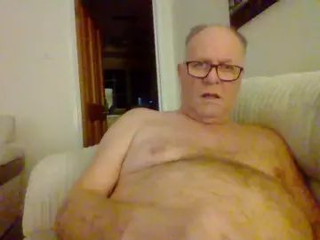 Play this hardcore scene of Gay sex chat with caddylec1