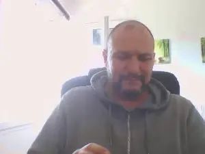 Stream uncensored scene titled Gay sex chat with DaddyBearLive