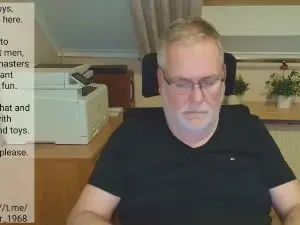 Watch this uncensored scene named Gay sex chat with camsubbear