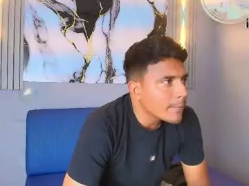 Play the full clip titled Gay sex chat with cristopher_collins2