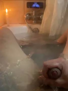 Watch the hardcore movie of Gay sex chat with Locosutro
