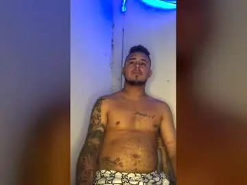 Stream uncensored clip titled Gay sex chat with dariel0420