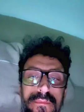 Enjoy watching this uncut movie called Gay sex chat with trigue2323