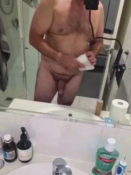 Watch the complete clip named Gay sex chat with Naughtywun