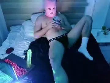 Stream this hardcore video of Gay sex chat with sheny_y