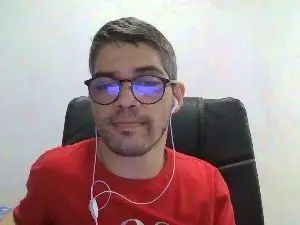 Play this uncut scene named Gay sex chat with online020