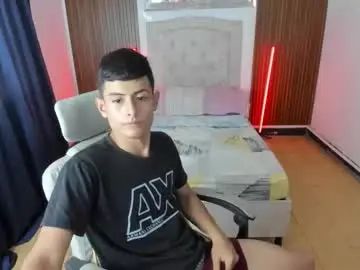 View this uncut video called Gay sex chat with felipe_lopez_