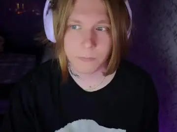 View this complete video titled Gay sex chat with hurtqqq