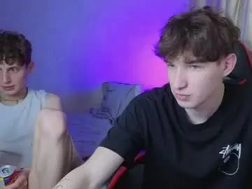 View this hardcore movie named Gay sex chat with crisp1nver