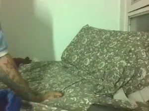 Play the full video of Gay sex chat with santosr8