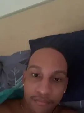 Stream this HD scene of Gay sex chat with Pretinh00rj