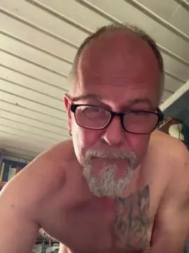 Play uncut clip of Gay sex chat with Queersali66