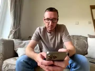 Enjoy watching the HD scene of Gay sex chat with brettbigdee