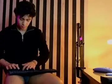 View the complete movie of Gay sex chat with mikevoss_