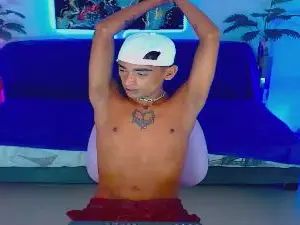 Stream this complete video called Gay sex chat with Gabo_hot_boy