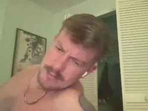 Watch this complete clip named Gay sex chat with TallandDumb