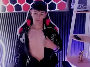 Enjoy watching this full video of Gay sex chat with dylan_kiu
