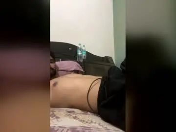 Stream complete video called Gay sex chat with slimbeast_95