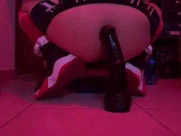 Stream this HD scene called Gay sex chat with nixwoof