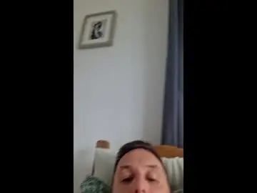 Stream this uncensored scene called Gay sex chat with southernlad699