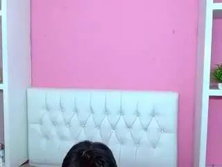 Play this uncut video named Gay sex chat with xxcoupleplayx