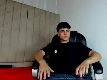 Play uncut scene called Gay sex chat with toji_ferrer