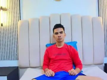 View uncensored scene titled Gay sex chat with adam_hill7