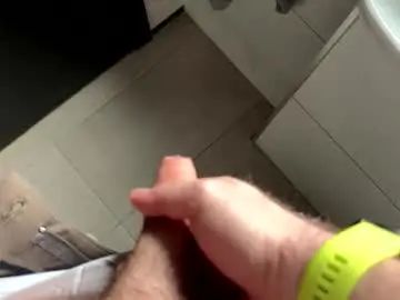 View the uncut video of Gay sex chat with scottish_sins
