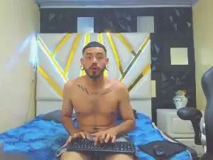 Play uncensored movie titled Gay sex chat with BrunoCarzon