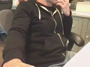 Enjoy watching the full video of Gay sex chat with simonsayscum2