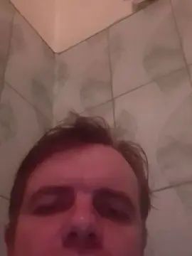 Play complete video of Gay sex chat with RusuEugenVlad