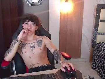 Watch complete scene called Gay sex chat with philipp_boy
