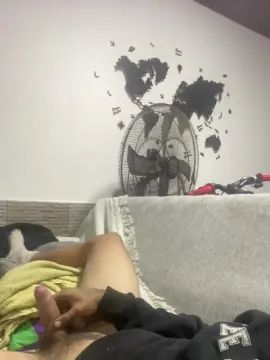 Play this uncut clip of Gay sex chat with Javi2006p