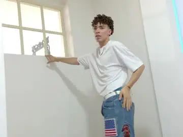 Watch full clip called Gay sex chat with monyel_blake
