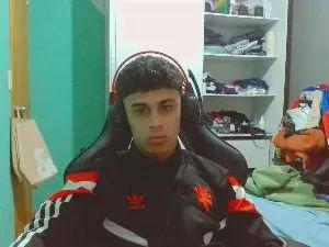 Play full scene titled Gay sex chat with Lukatcoje