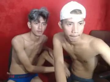 Watch complete clip titled Gay sex chat with p1noytwink_yuri
