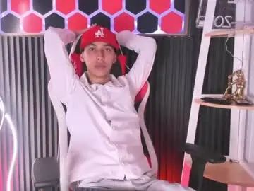 Enjoy watching this uncut video of Gay sex chat with mark_diiaz