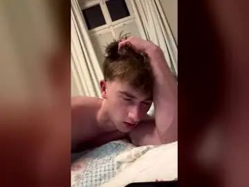 Stream the full video of Gay sex chat with xjaycruzx