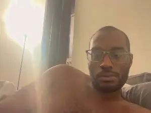 Enjoy watching the complete movie named Gay sex chat with LittleFeathersX