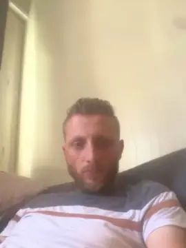 View this uncensored video titled Gay sex chat with jerome2619