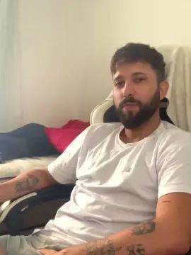 View this hardcore scene of Gay sex chat with discretinho997