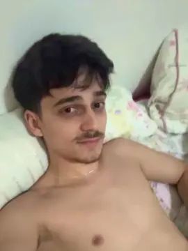 Stream the uncensored video called Gay sex chat with luisalvesz
