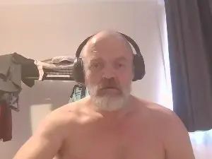 Play this complete clip titled Gay sex chat with ScouseBodyguard