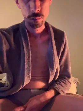 Watch this complete movie of Gay sex chat with dotxxl28