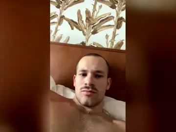 Play full scene named Gay sex chat with ayyz99
