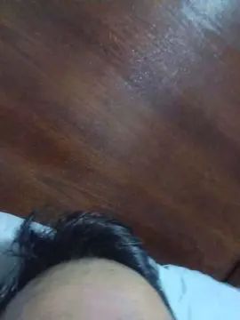 Play this uncut video called Gay sex chat with More213
