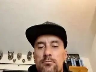 Play this uncensored scene named Gay sex chat with domeking69420