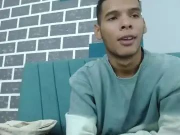 Enjoy watching HD scene of Gay sex chat with dante_black_1